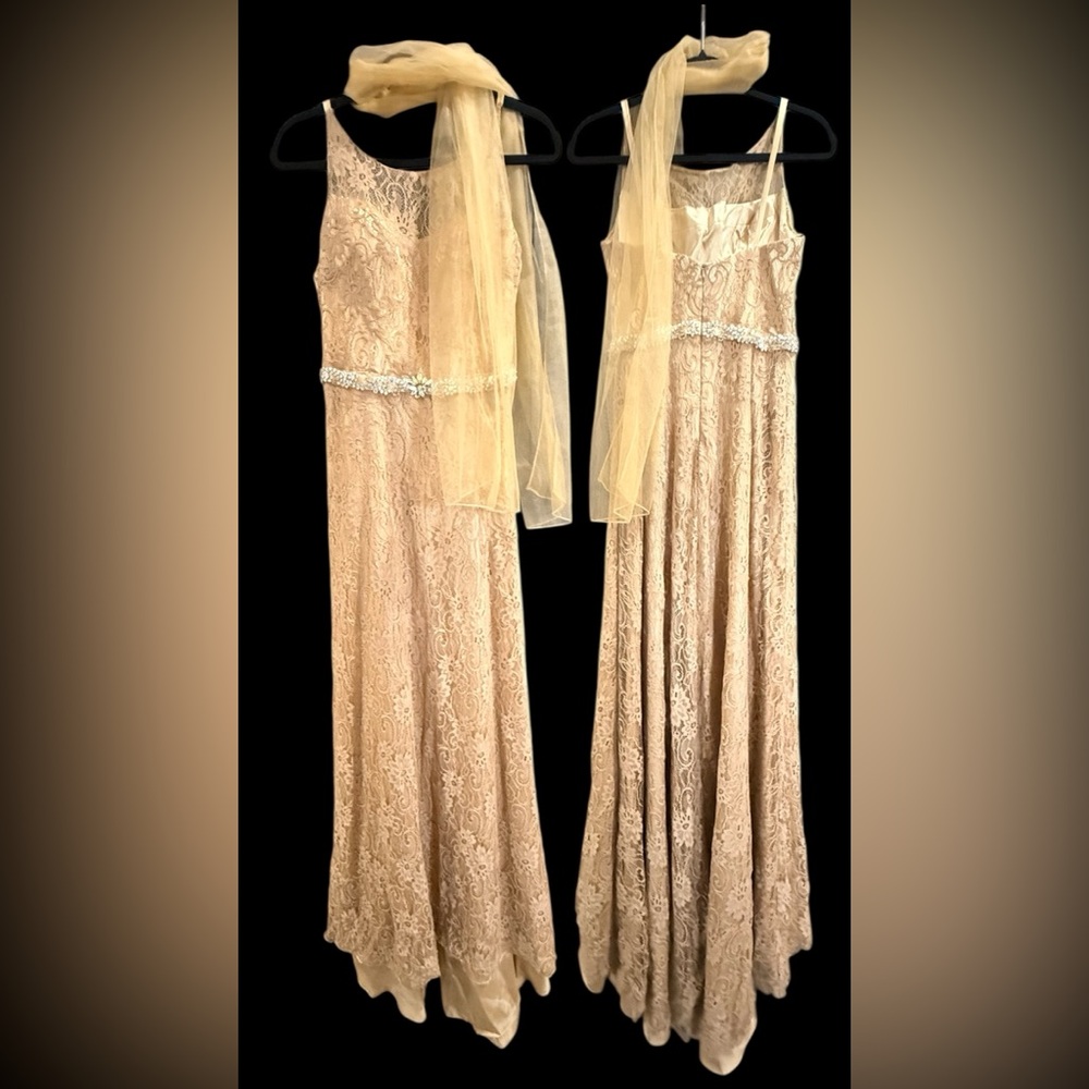 Elegant Lace Maxi Dress in Tan
